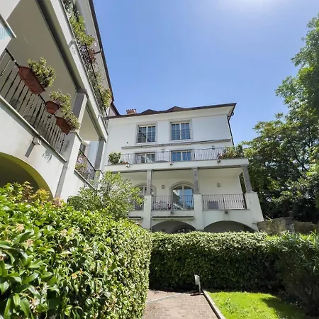 Апартаменти Cattedrale 5 Tirabora Short Rent