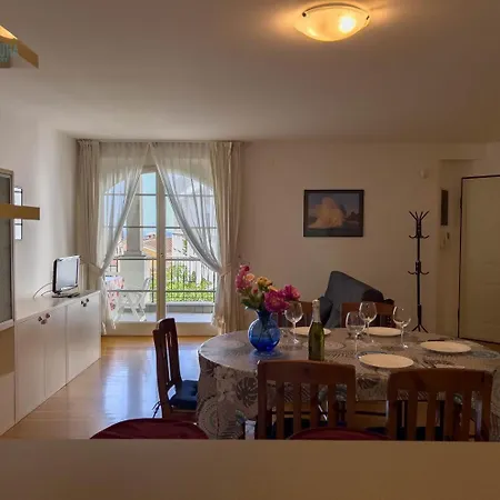 Cattedrale 5 Tirabora Short Rent Трієст