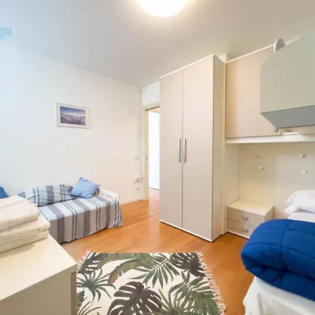 Апартаменти Cattedrale 5 Tirabora Short Rent *