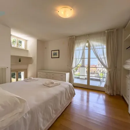 Apartamento Cattedrale 5 Tirabora Short Rent, Con Parcheggio Privato Trieste