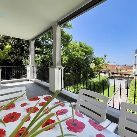 Cattedrale 5 Tirabora Short Rent * Трієст