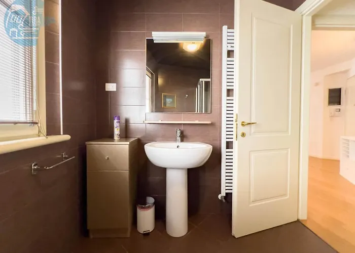 Cattedrale 5 Tirabora Short Rent * Trieste