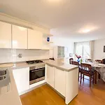 Cattedrale 5 Tirabora Short Rent, Con Parcheggio Privato Triest