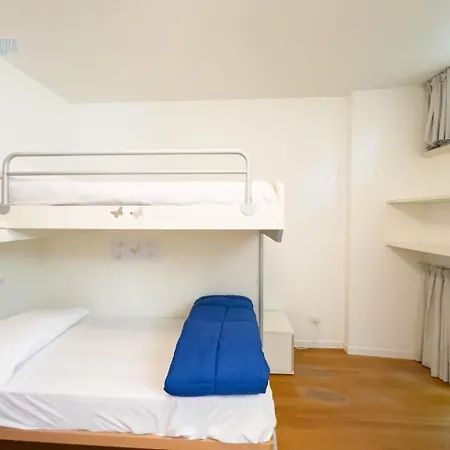 Cattedrale 5 Tirabora Short Rent, Con Parcheggio Privato * Triest