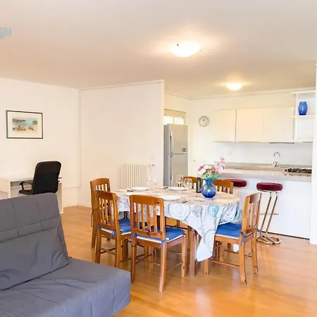 Cattedrale 5 Tirabora Short Rent, Con Parcheggio Privato