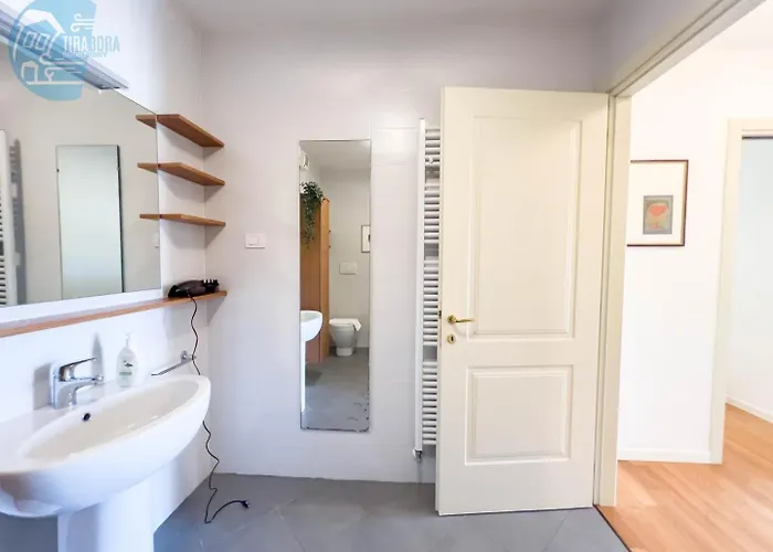 Cattedrale 5 Tirabora Short Rent * Terst